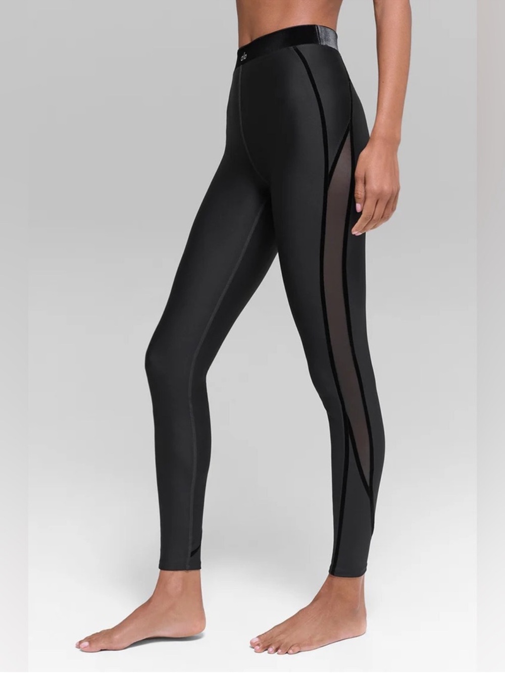 ALO Yoga Airlift High-Waist Moonlight Legging - Black Size XXS 2XS